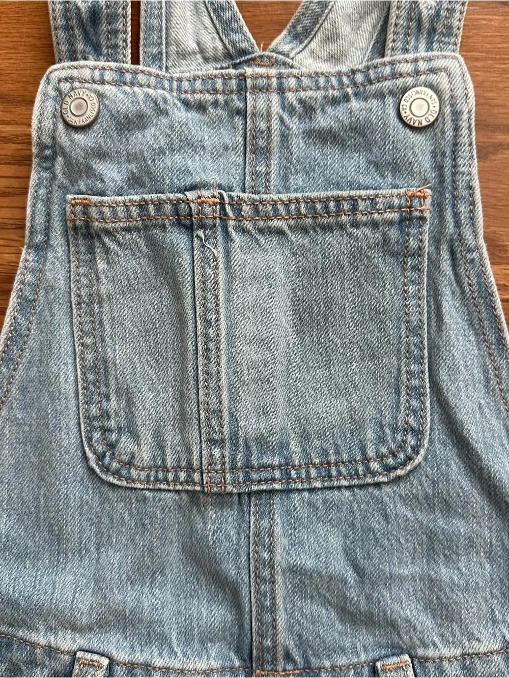 Old Navy Girls Size 8 Medium Light Blue Denim Jean Shorts Overalls Cotton EUC!